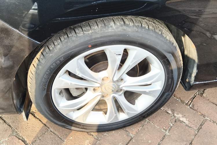 Used GAC Trumpchi GA6 2015 1.6T Manual Elite Model
