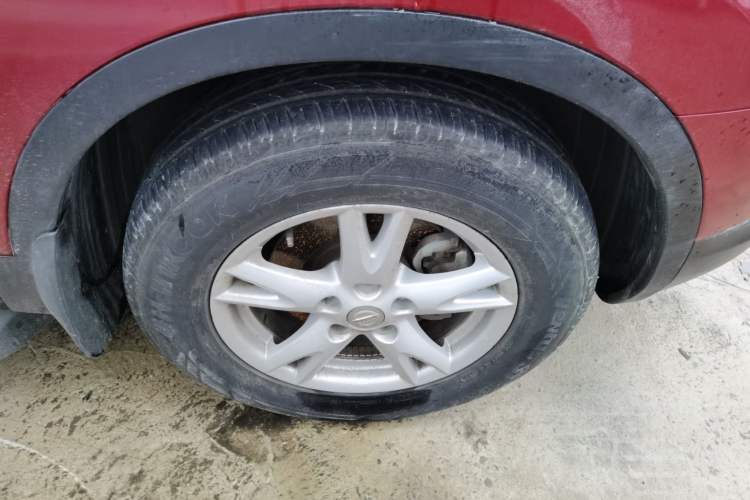 Used Nissan Qashqai 2012 2.0 XL Fire CVT 2WD Right Front Wheel Hub