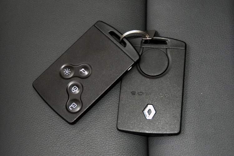 Used Renault Koleos 2012 2.5L Two-Wheel Drive Comfort Edition with Navigation
