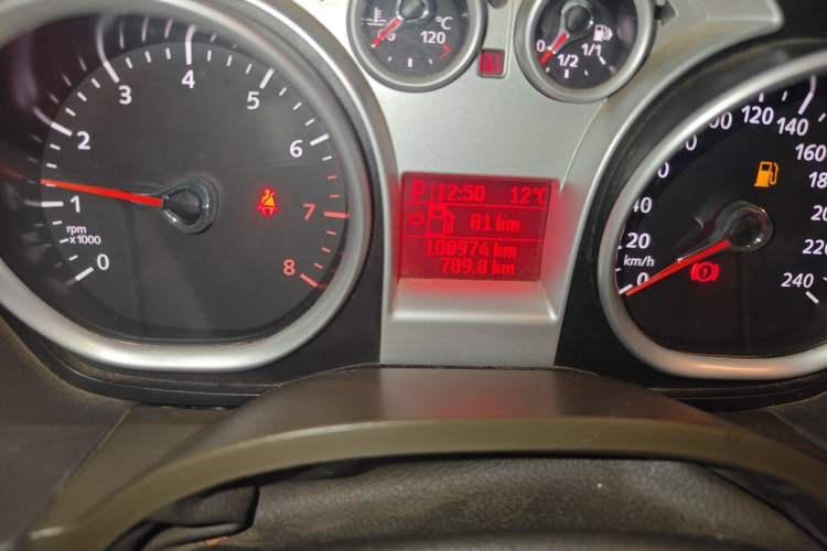 Used Ford Focus 2011 Sedan 1.8L Automatic Fashion Edition
