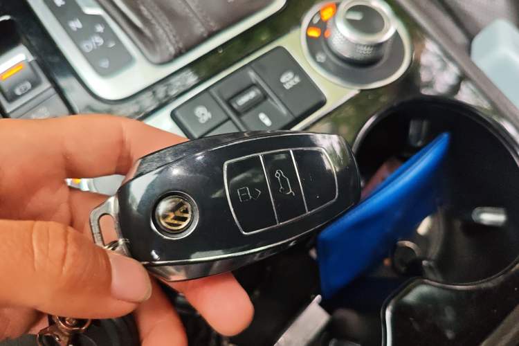 Used Volkswagen Touareg 2017 3.0 TSI Touareg Model Vehicle Key