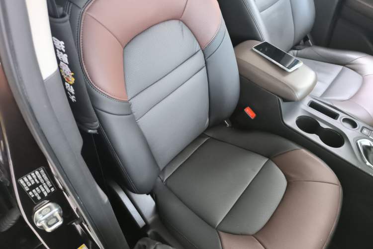 Used GAC Trumpchi GS4 2017 235T Automatic Two-Wheel Drive Luxury Smart Connectivity Version Right Front Seat