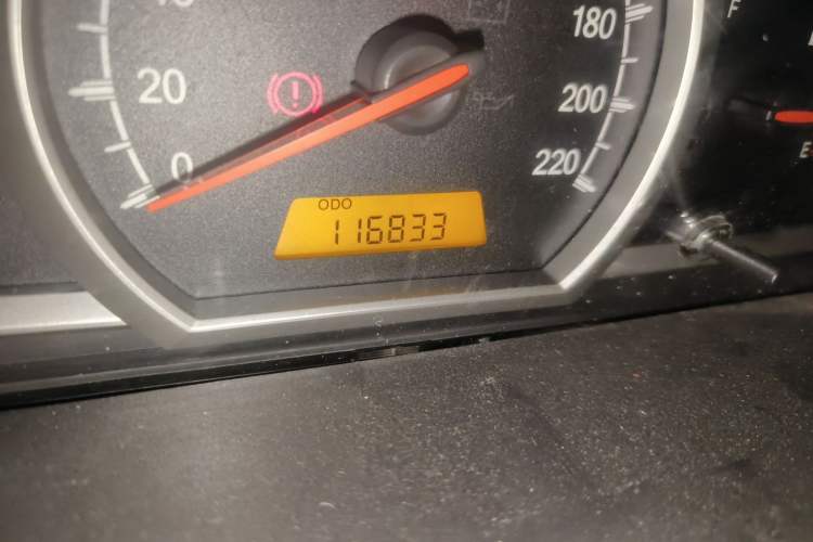 Used Baojun 630 2013 1.5L manual standard version Odometer Close Up