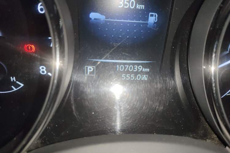 Used Nissan X-Trail 2015 2.0L CVT Comfort MAX Edition 2WD
