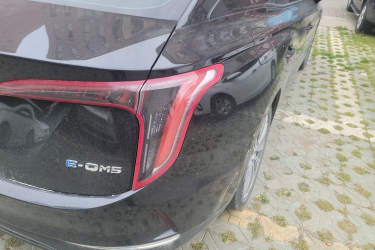 Used Hongqi E-QM5 2023 Base Travel Edition Right Rear Taillight