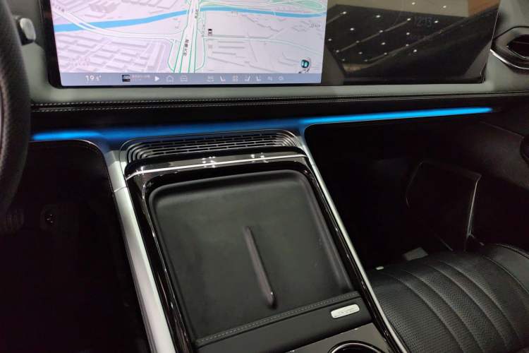 Used XPeng G9 2022 702 Pro Audio And AC Panel