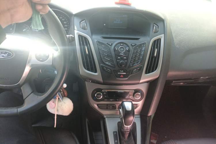 Used Ford Focus 2012 Hatchback 1.6L Automatic Fashion Edition
