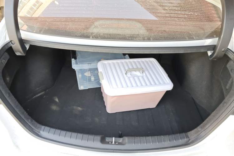 Used Hyundai Elantra (6th Generation / Lingdong) 2016 1.6L Automatic ZhiXuan – Elite Version