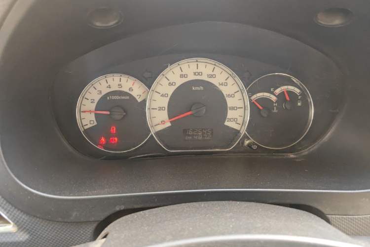 Used Wuling Hongguang 2014 1.2L S Comfort Model China IV
