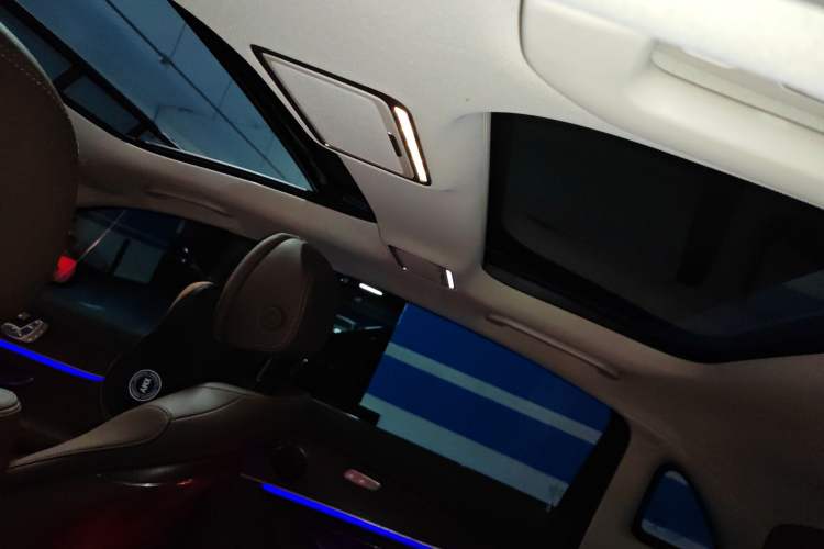 Used Mercedes-Benz E-Class 2021 E 300 L Stylish Model Headliner