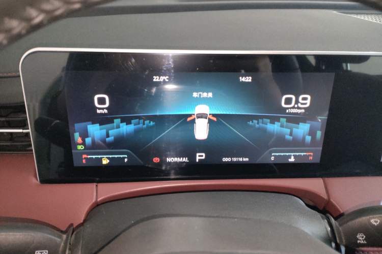 Used JETOUR X70 PLUS 2023 1.6T DCT Stronger 5-Seater
