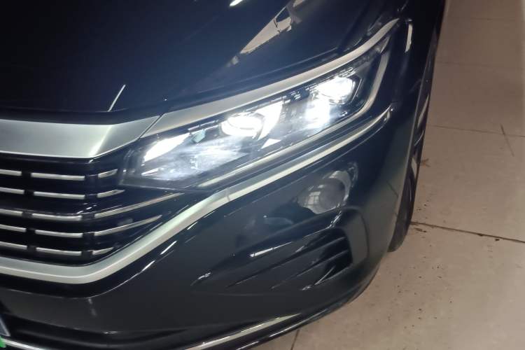 Used Volkswagen Passat 2023 Revised 330TSI Elite Edition Left Front Headlight