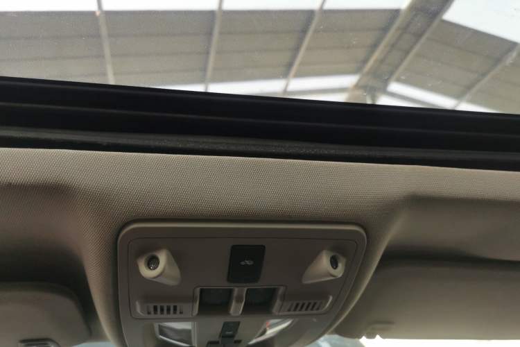 Used Cadillac SRX 2014 3.0L Luxury Model