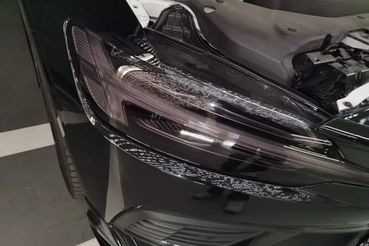 Used Volvo S60 New Energy 2024 T8 All-Wheel Drive Long-Range Zhiyi Luxury Edition