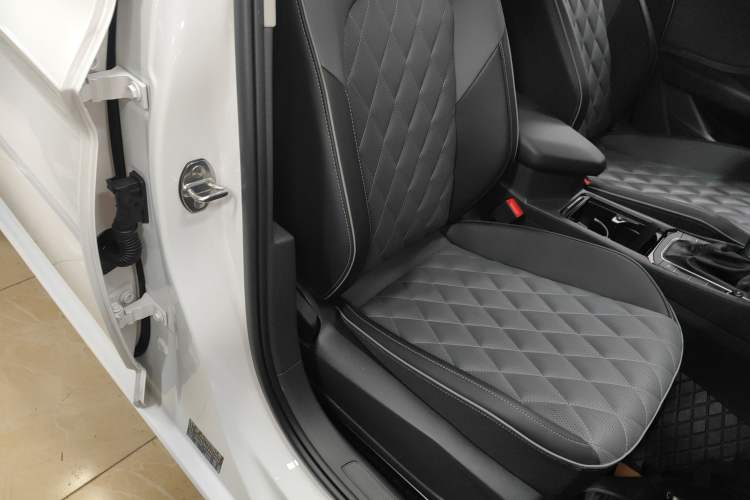 Used Volkswagen Sagitar 2023 300TSI DSG Excellence Edition
