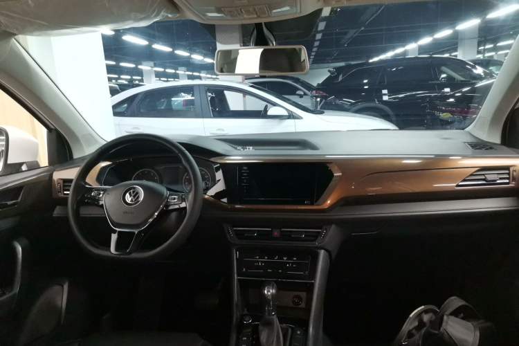 Used Volkswagen Tharu 2021 280TSI Two-Wheel Drive Comfort Edition