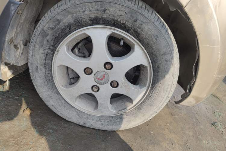 Used Wuling Hongguang 2014 1.2L Standard Model China IV