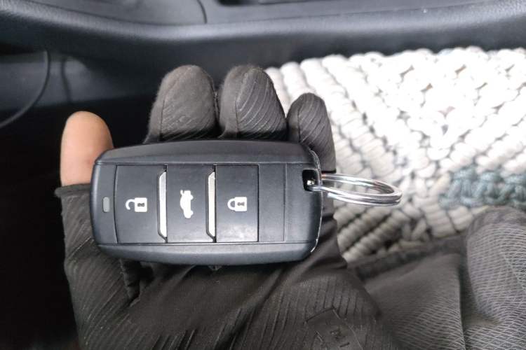 Used CHANGAN CS75 2014 2.0L Manual Leading Model China V Standard
