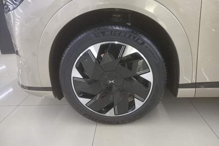 Used XPeng X9 2024 640 All-Wheel Drive High-Performance Max