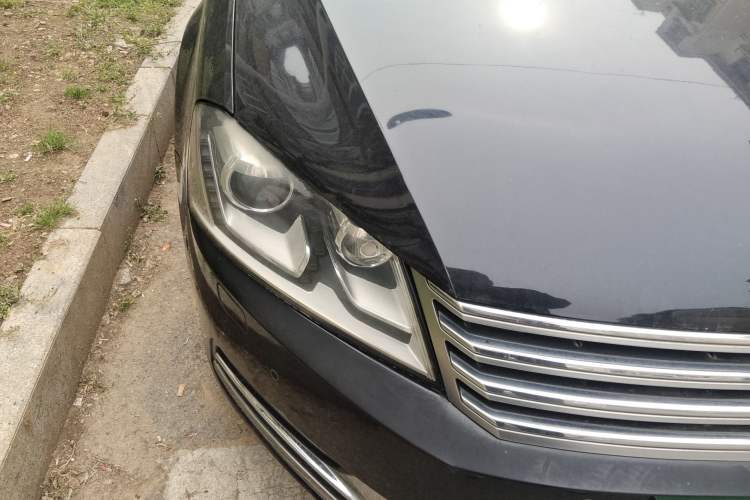 Used Volkswagen Magotan 2013 1.8TSI Prestige Model Right Front Headlight