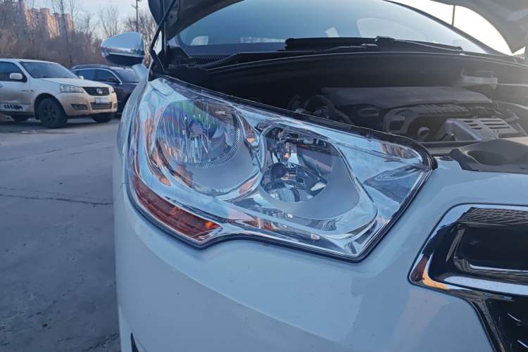 Used Citroen C4L 2015 1.2T Automatic Luxury Edition Right Front Headlight