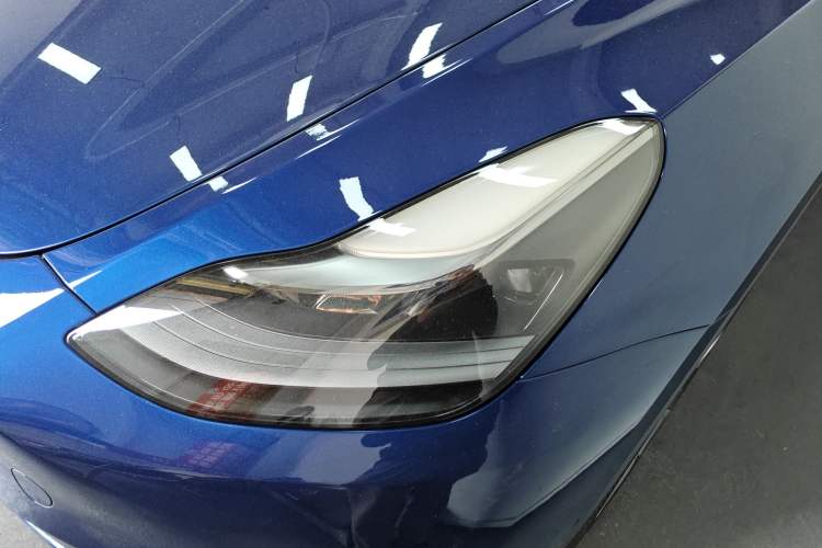 Used Tesla Model Y 2021 Long-Range All-Wheel-Drive Version
