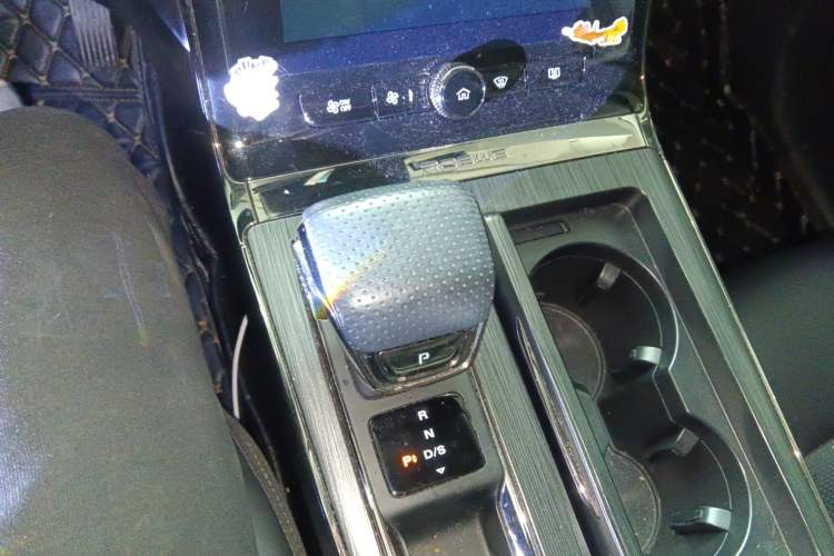 Used Roewe RX5 2021 PLUS 330TGI Automatic National Trend Intelligent Deluxe Edition Gear Lever