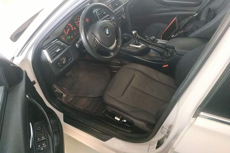 Used BMW 3 Series 2016 320Li Ambition Model