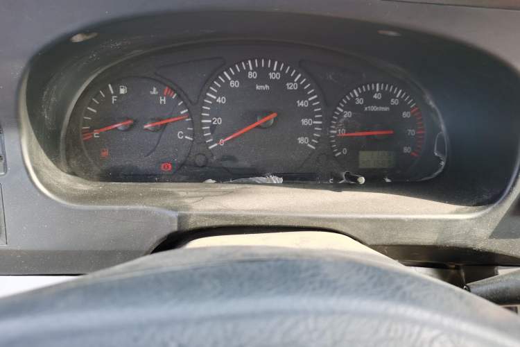 Used Jinbei Hiace 2014 2.0L Fifth-Generation Xiangyun Comfort Type 1 4G21C