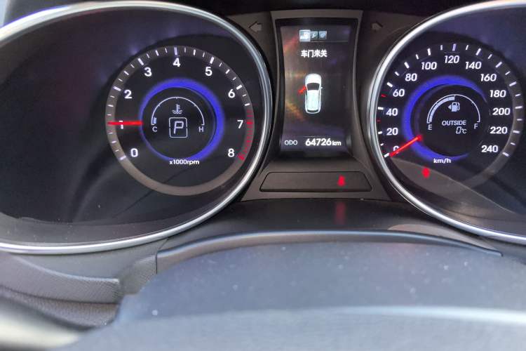 Used Hyundai Santa Fe 2013 Revised Version 2.4L Automatic All-Wheel Drive Smart Type Odometer Close Up