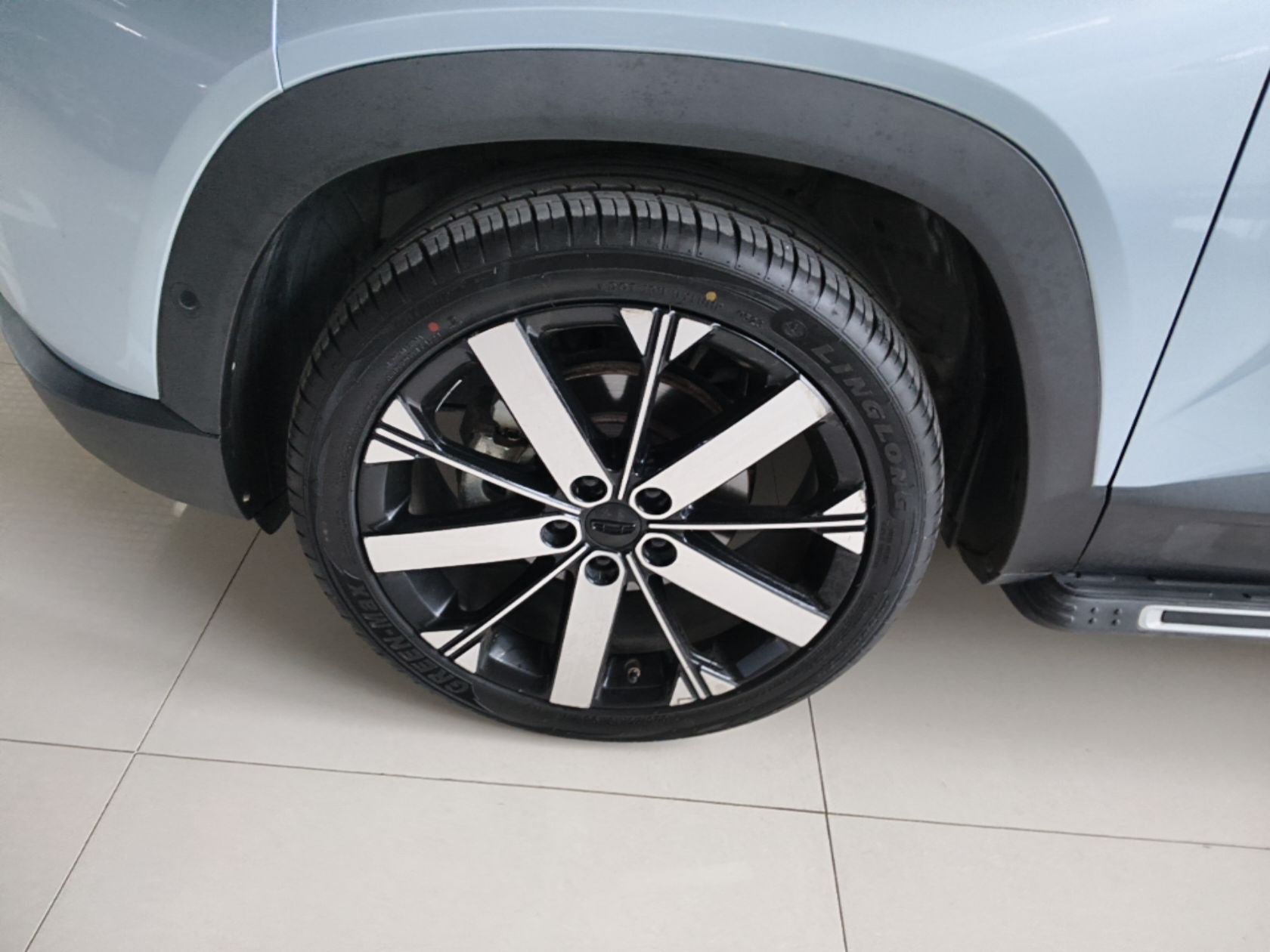 Geely Auto icon 2023 1.5TD Chocolate Luxe Edition — снимка 10