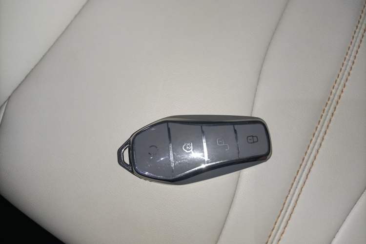 Used BYD Song Pro New Energy 2022 DM-i 110km Flagship Model Vehicle Key