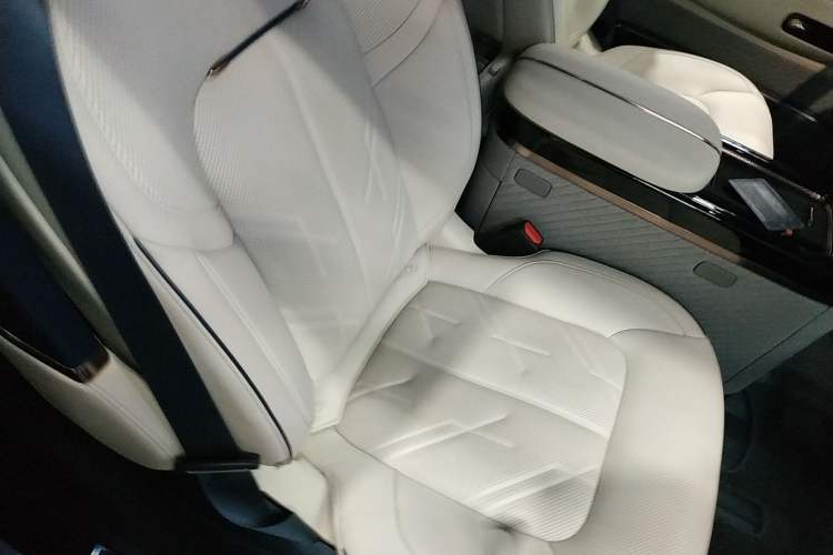 Used Zeekr MIX 2025 Long-Range Intelligent Driving Edition
