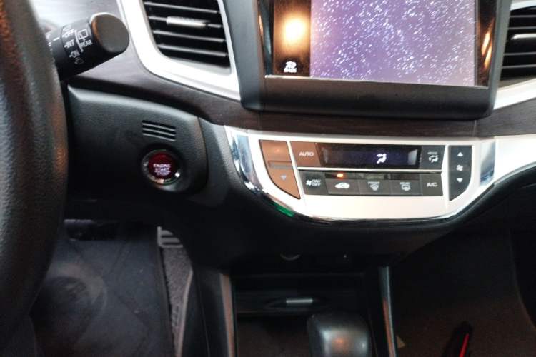 Used Honda Jade 2014 1.8L Automatic Comfort Elite Version 5 Seats