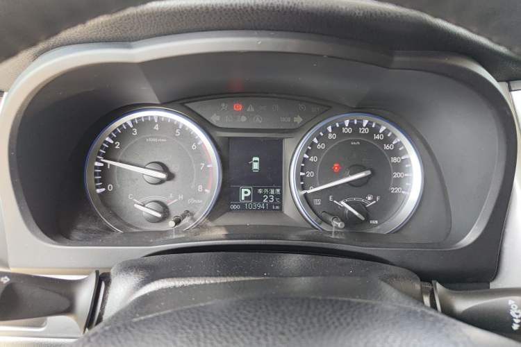 Used Toyota Highlander 2017 2.0T Two-Wheel Drive Luxury Edition 7 Seats
