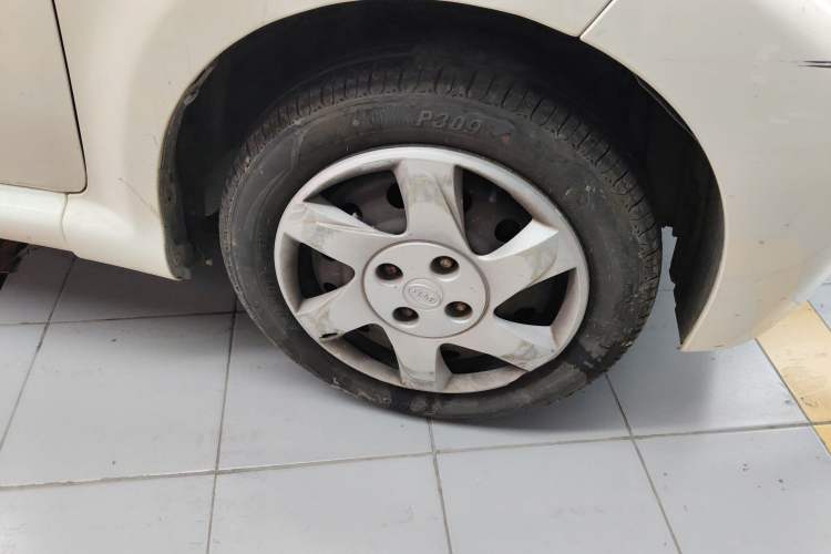 Used BYD F0 2012 1.0L XuanKu Trim
