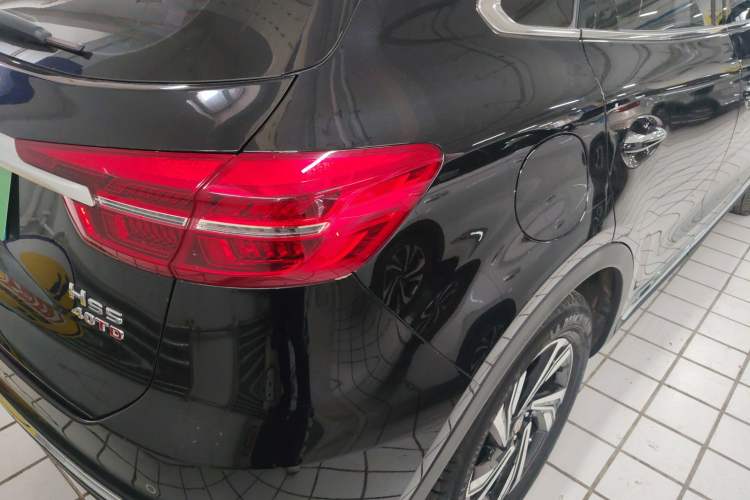 Used Hongqi HS5 2022 Revised Version 2.0T Smart Connect Flagship Edition
