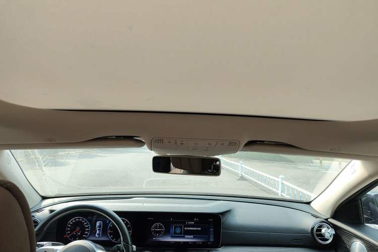 Used Mercedes-Benz E-Class 2020 Restyled E 300 L Sport Exclusive Edition Headliner