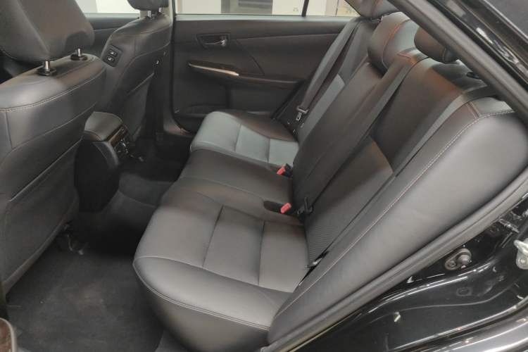 Used Toyota Camry 2016 2.0G 10th Anniversary Leading Edition