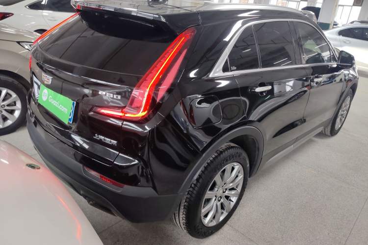 Used Cadillac XT4 2021 28T Two-Wheel Drive Leading Version
