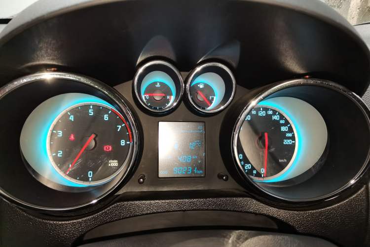 Used Changan CS35 2014 1.6L Manual Luxury Model China IV Standard