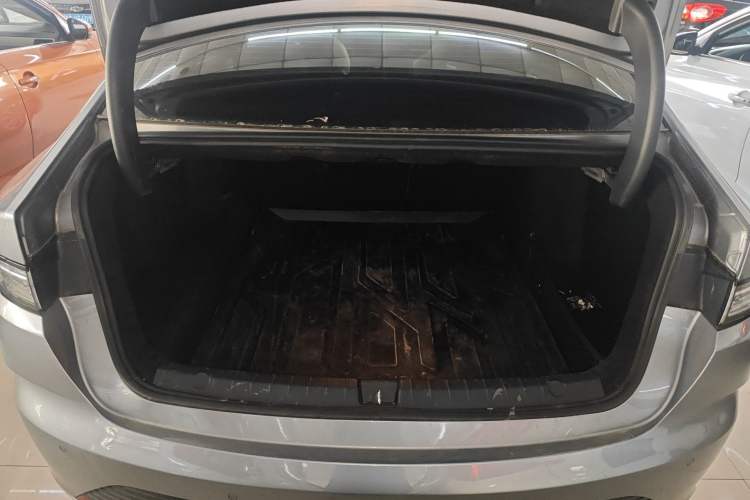 Used BYD Destroyer 05 2024 HONOR Edition DM-i 55KM Luxury Model
