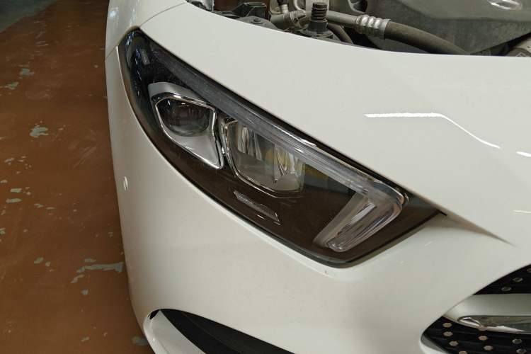 Used Mercedes-Benz A-Class 2022 Second Facelift A 200 L Sport Sedan Fashion Version
