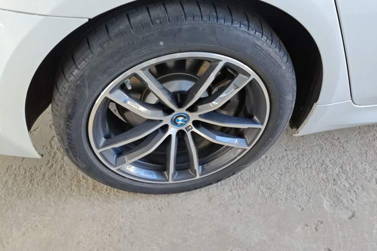 Used BMW 5 Series New Energy 2022 Revised Version 3 535Le Pioneer Edition M Sport Package
