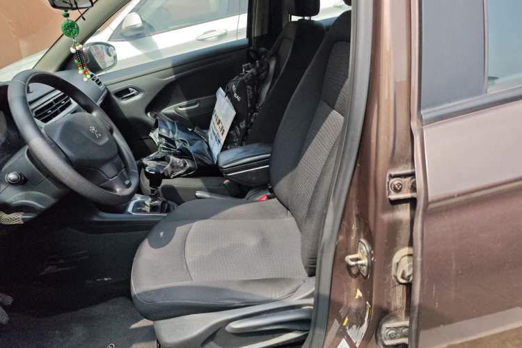 Used Peugeot 301 2016 1.6L Manual Comfort Edition Left Front Seat