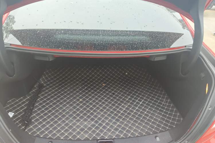 Used Mercedes-Benz C-Class 2013 C 180 Coupe Trunk