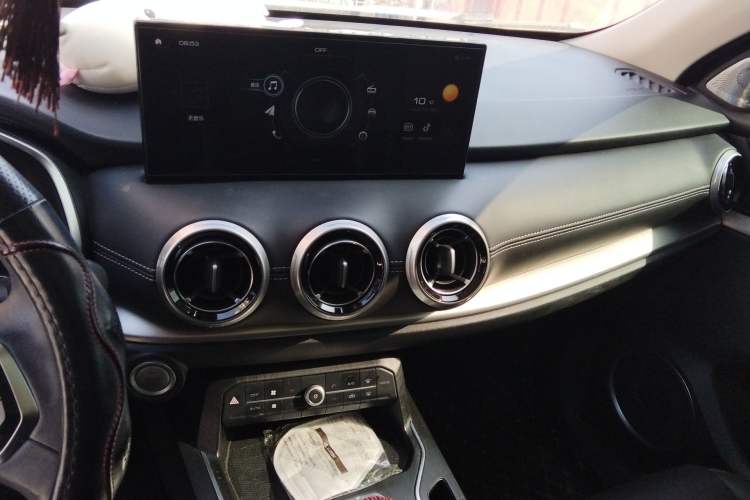 Used Wey VV6 2020 2.0T Two-Wheel Drive Smart Protection+
