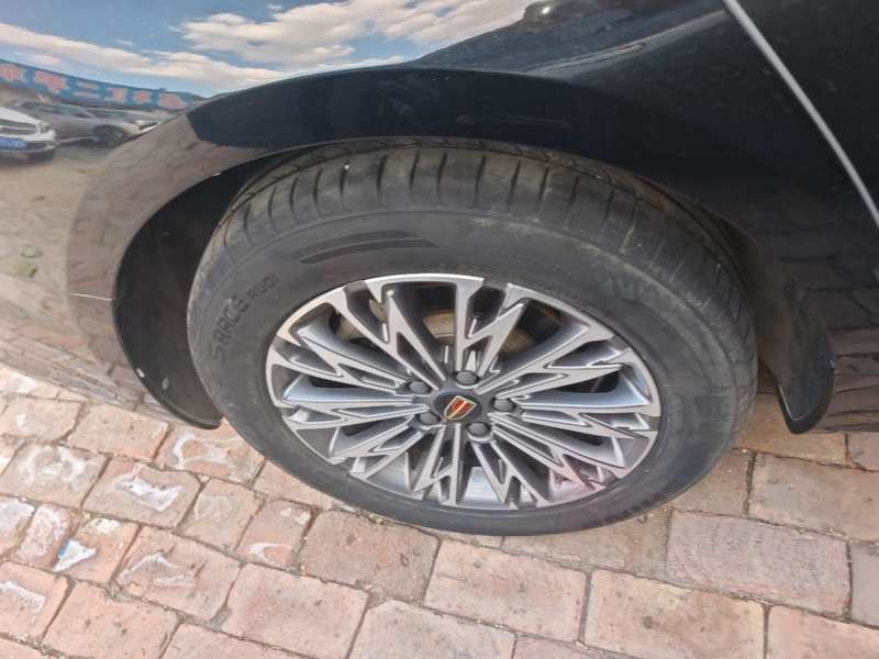 Used Hongqi H5 2024 1.5T DCT Smart Connect Flagship Edition – Chinese Trim Yun — 25