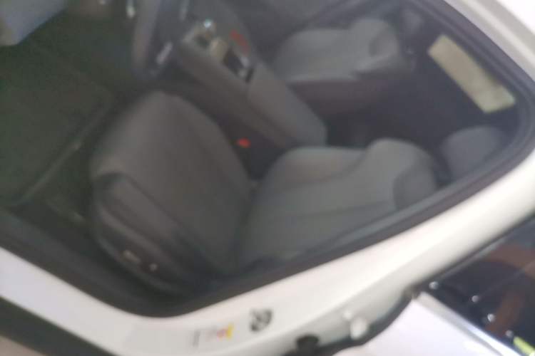 Used BYD Qin L 2025 DM-i Smart Drive 120KM Superior Model