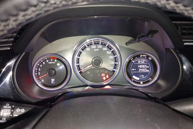 Used Honda Greiz 2016 1.5L CVT Luxury Edition
